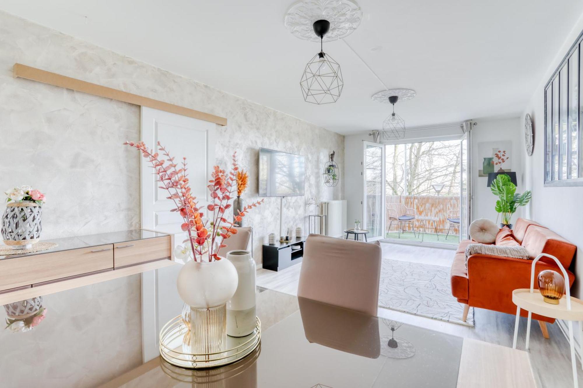 Le Warm Cocon - Spacieux T3 - 5 Personnes - Wifi Et Parking Rosny-sous-Bois Εξωτερικό φωτογραφία